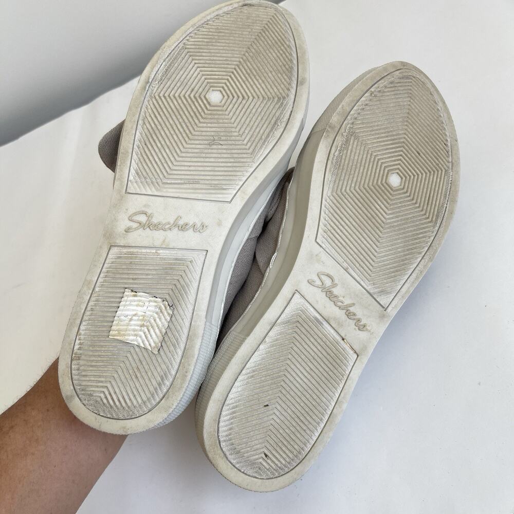 Skechers Bow Sneakers Women 7 Shoes Slip On Memory Foam Comfort Loafers - Picture 11 of 11